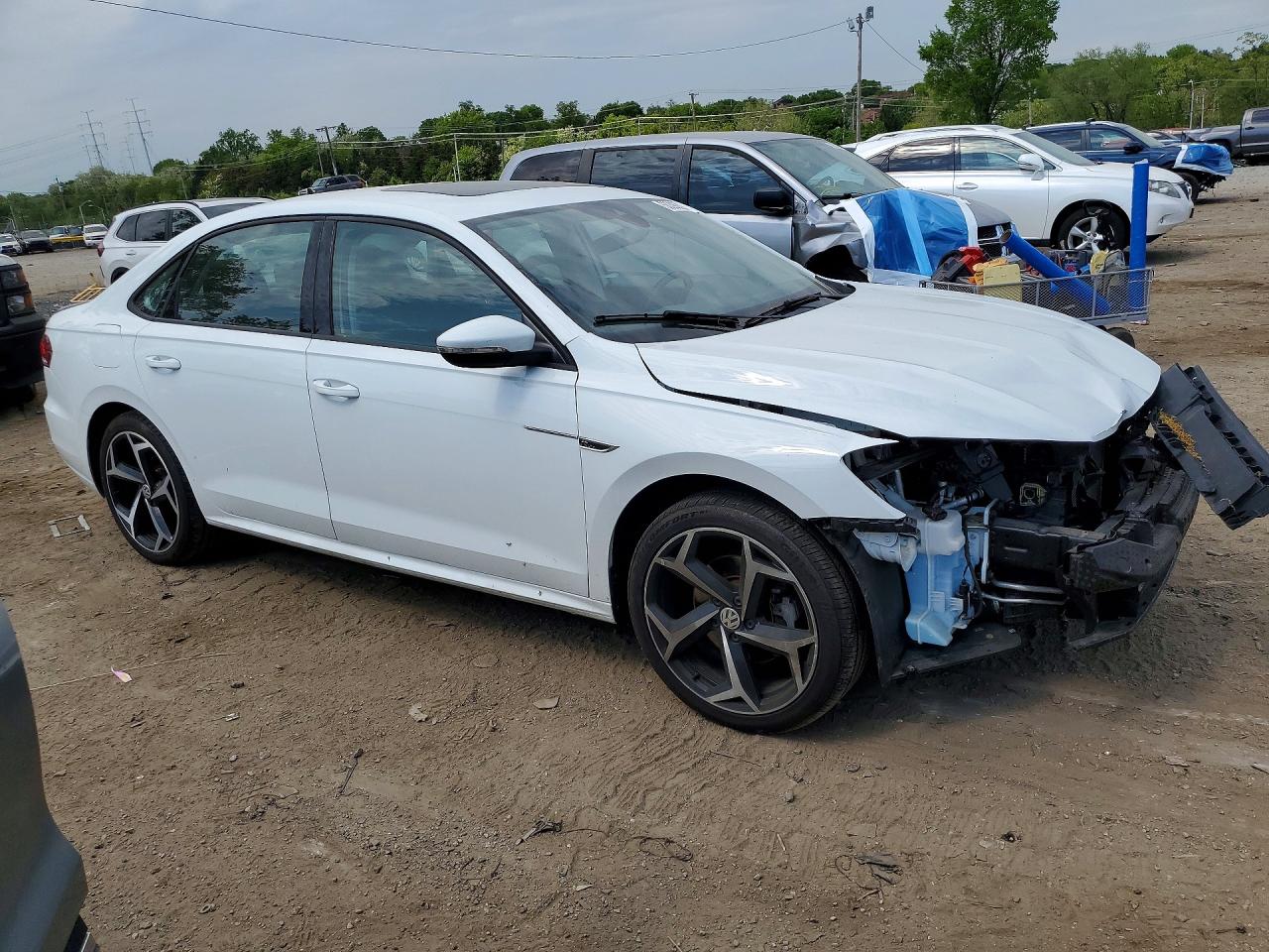 Volkswagen Passat R-line