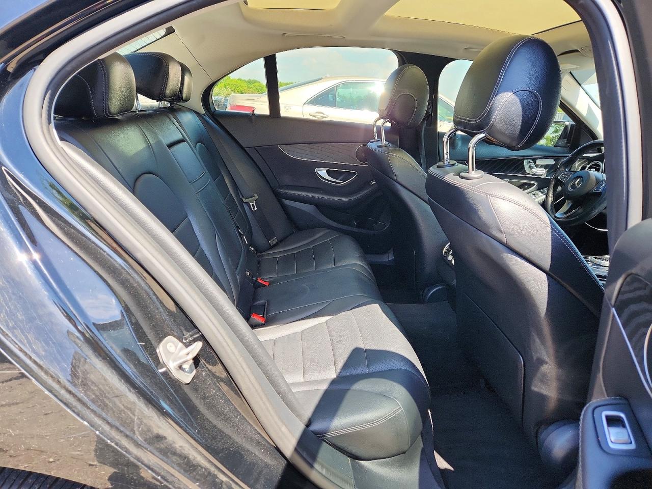 Mercedes-Benz C-Class 300 4matic
