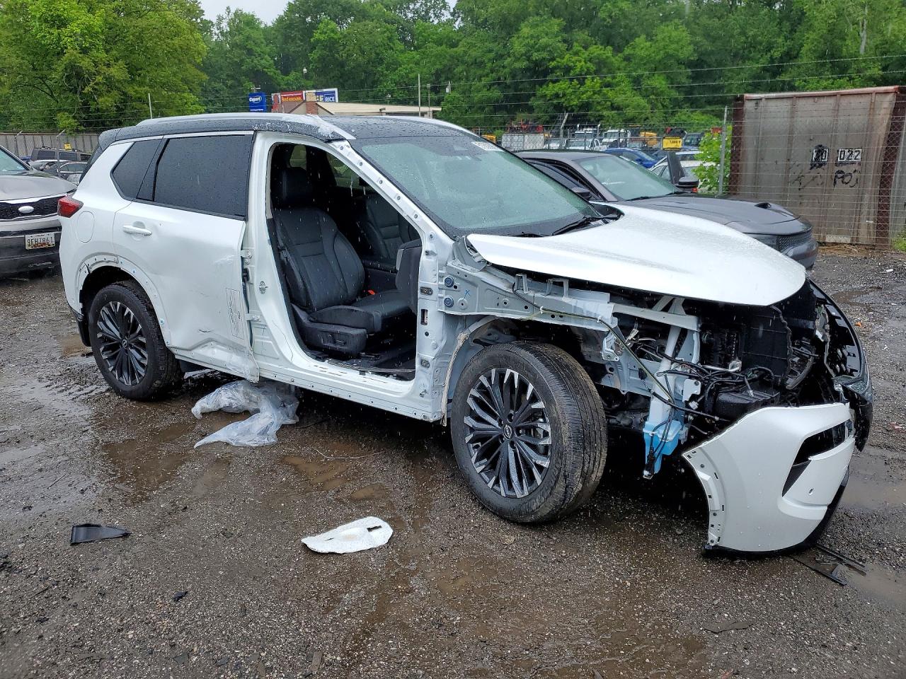 Nissan Rogue Platinum
