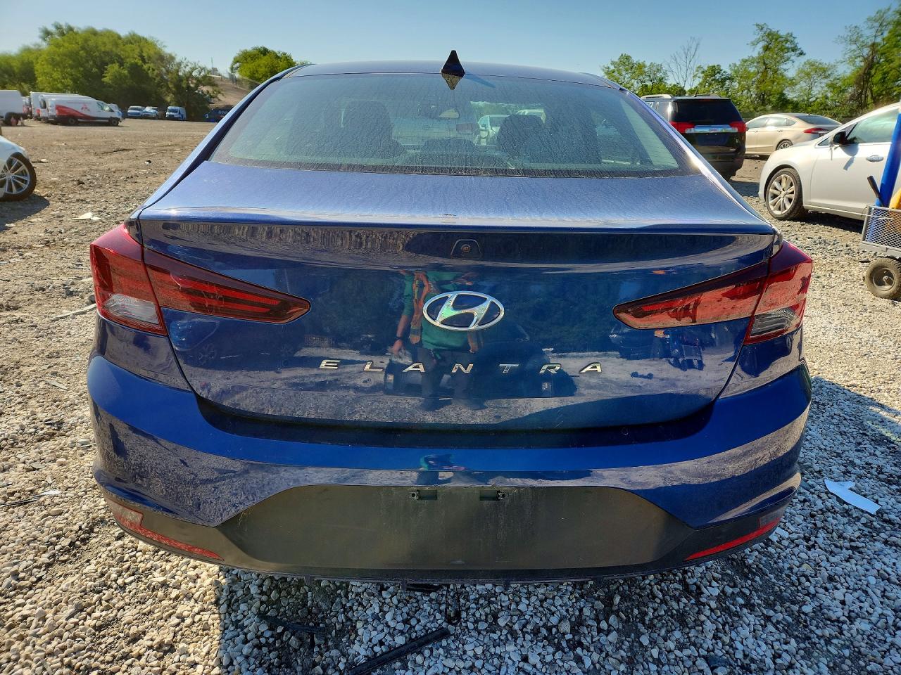 Hyundai ELANTRA Value Edition