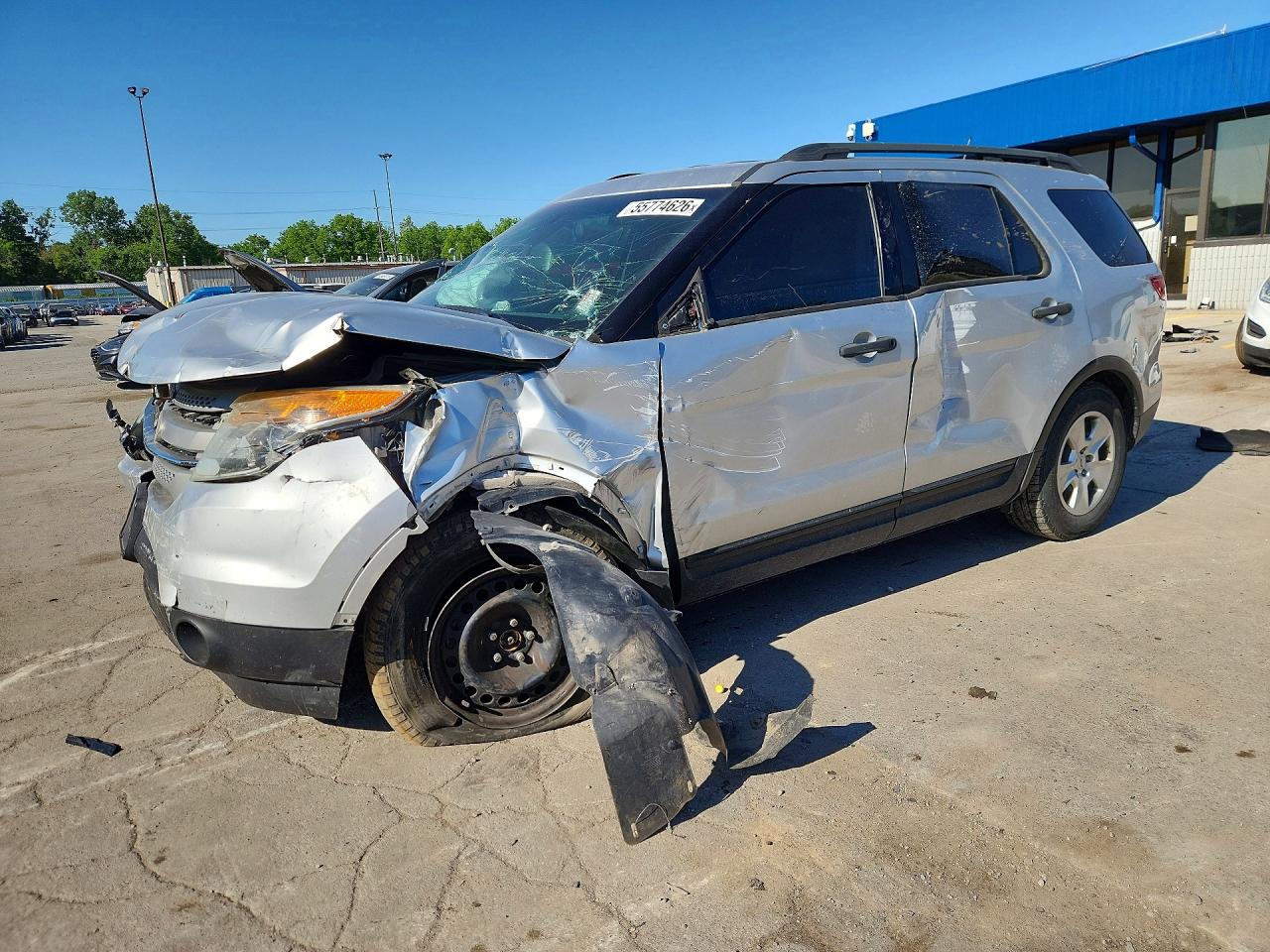 Salvage Ford Explorer Image