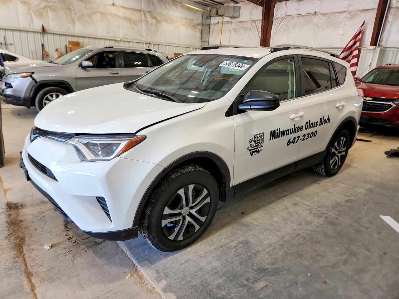 Salvage Toyota RAV4 Image