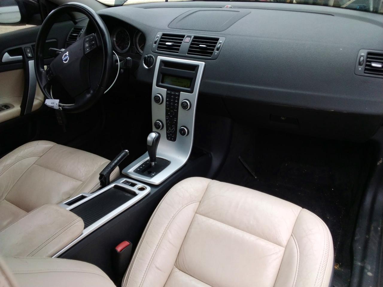 Volvo C70 T5