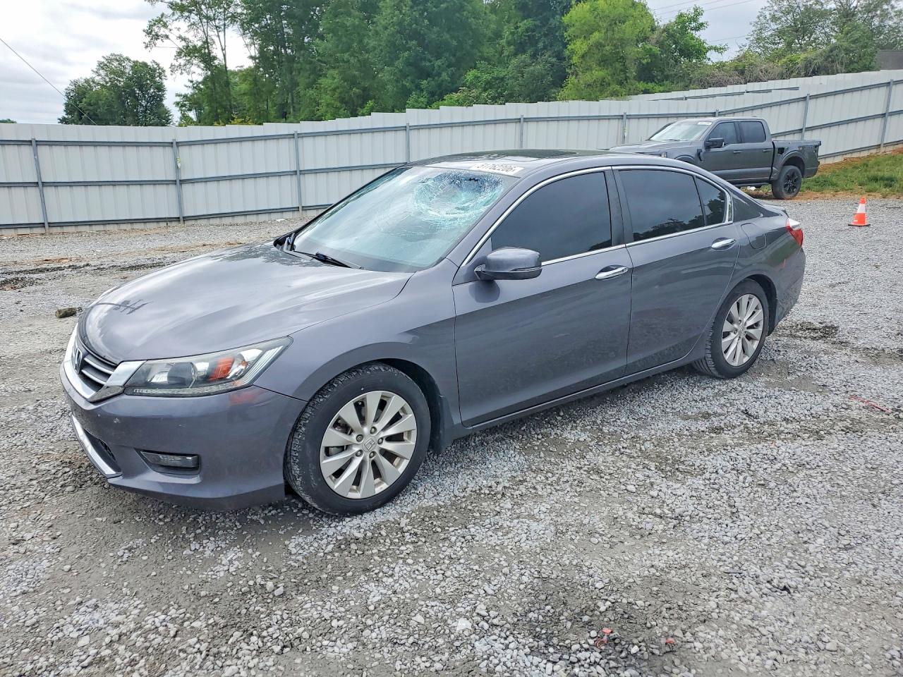 Salvage Honda Accord Image