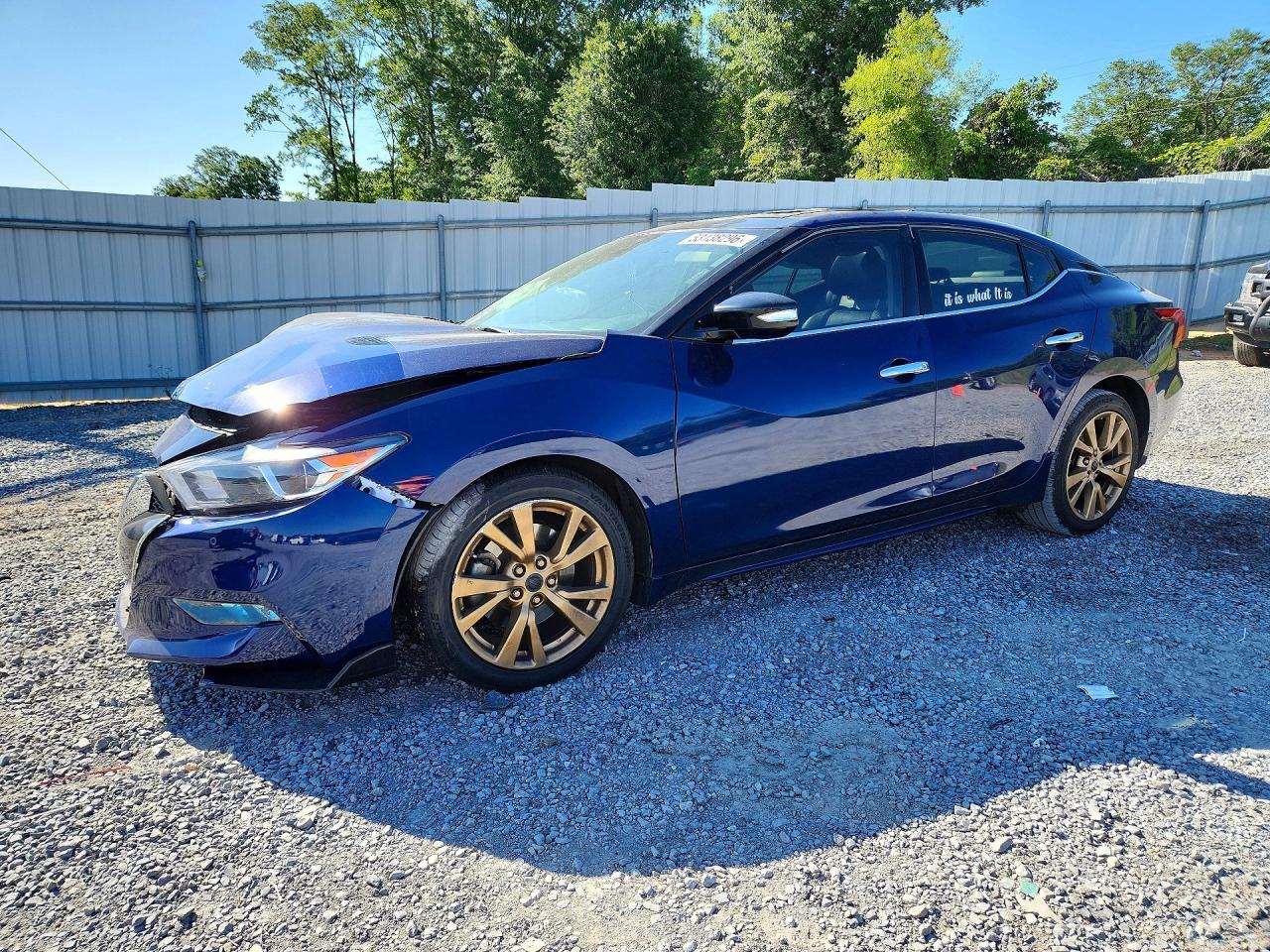 Salvage Nissan Maxima Image