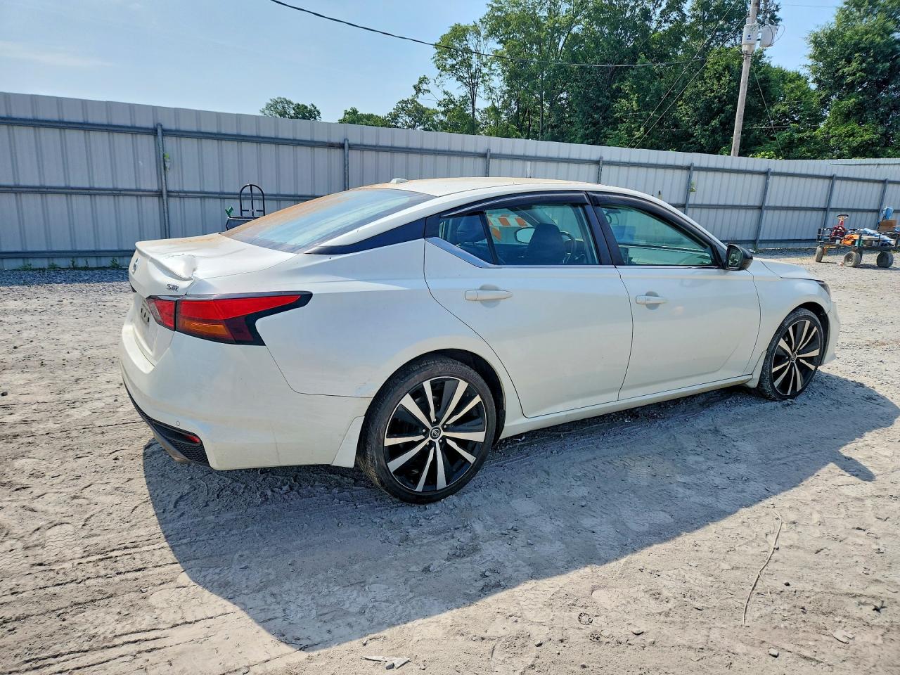 Nissan Altima Sr