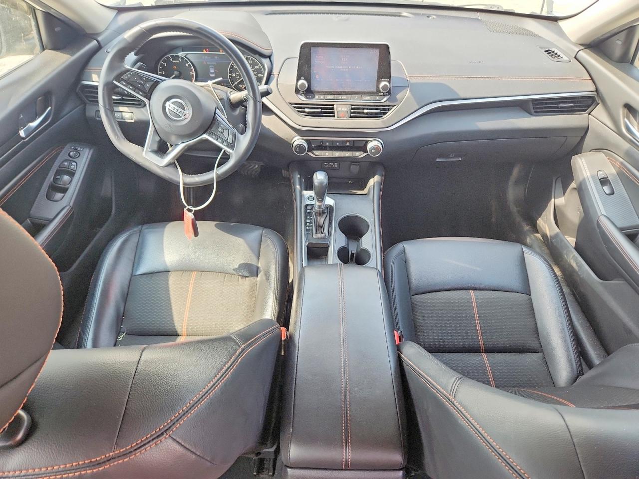 Nissan Altima Sr