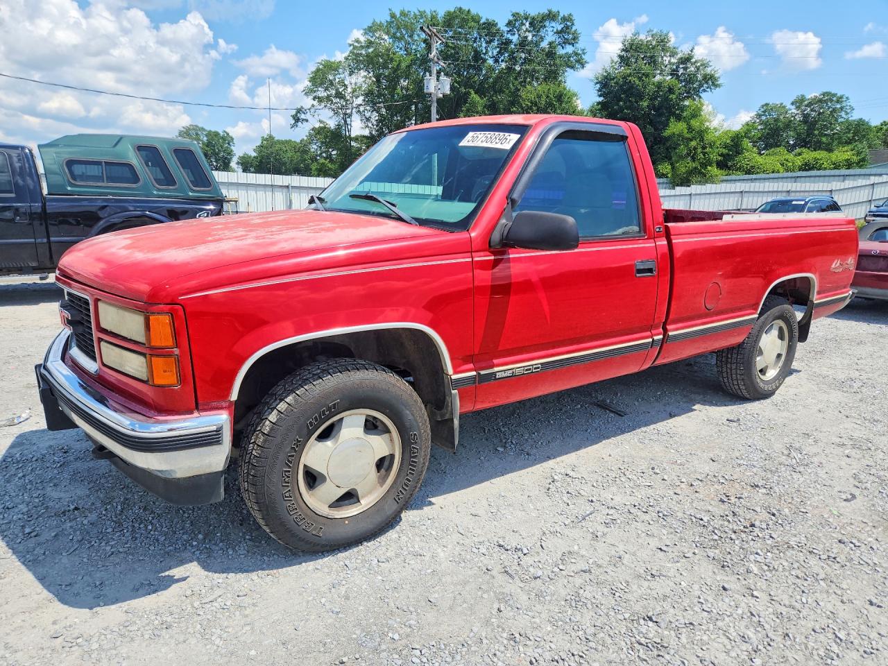 Salvage GMC Sierra Image