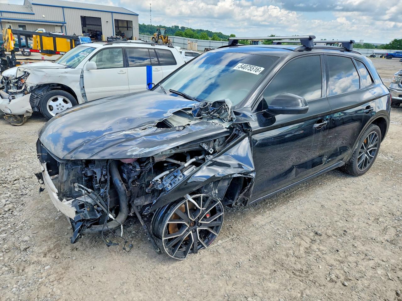 Salvage Audi Sq Image