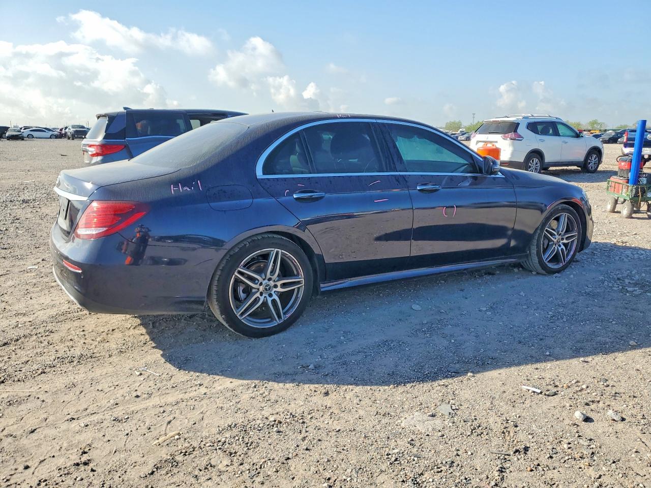 Mercedes-Benz E-Class 300