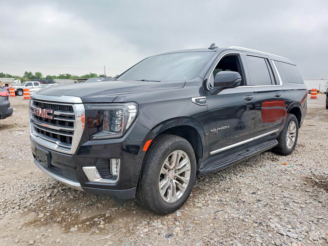 GMC Yukon C1500 Slt