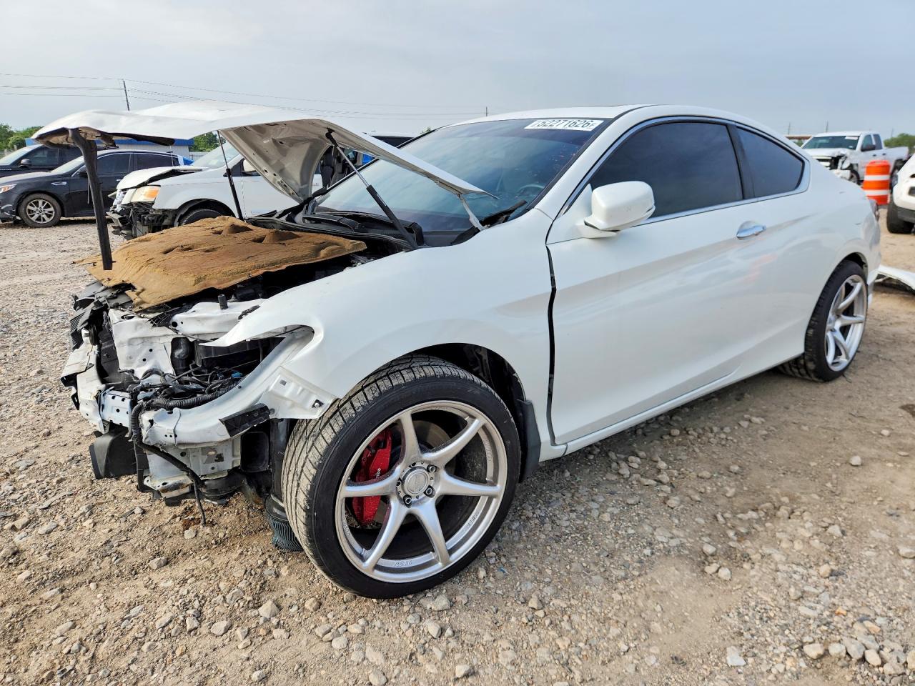 Salvage Honda Accord Image