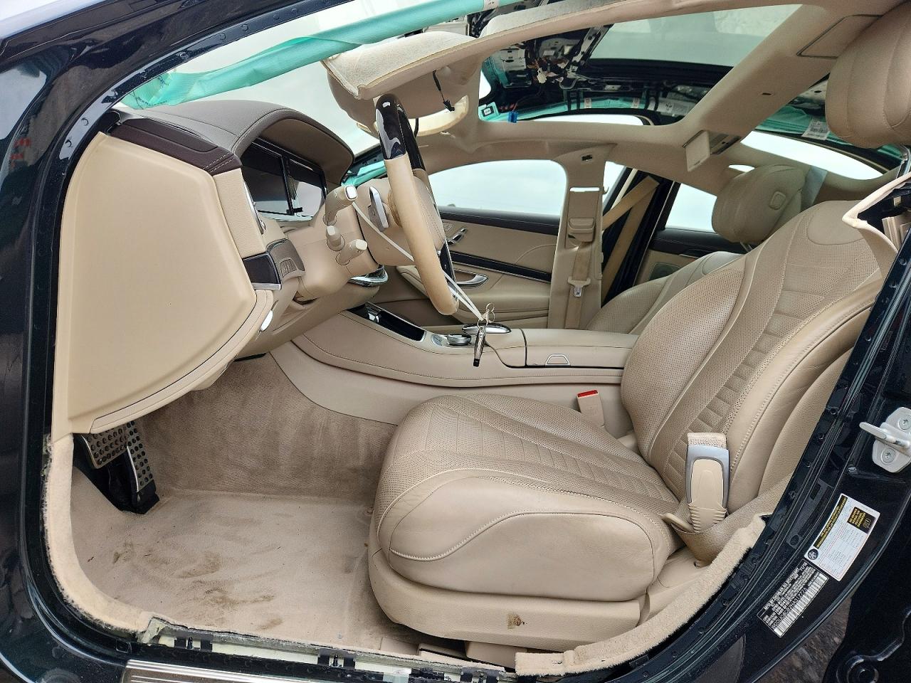 Mercedes-Benz S-Class 550