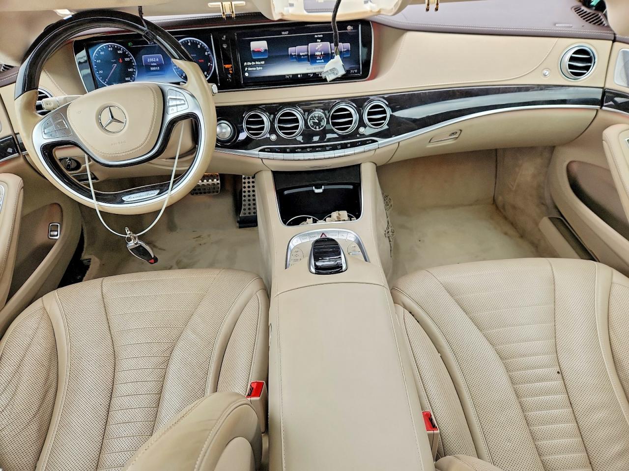 Mercedes-Benz S-Class 550