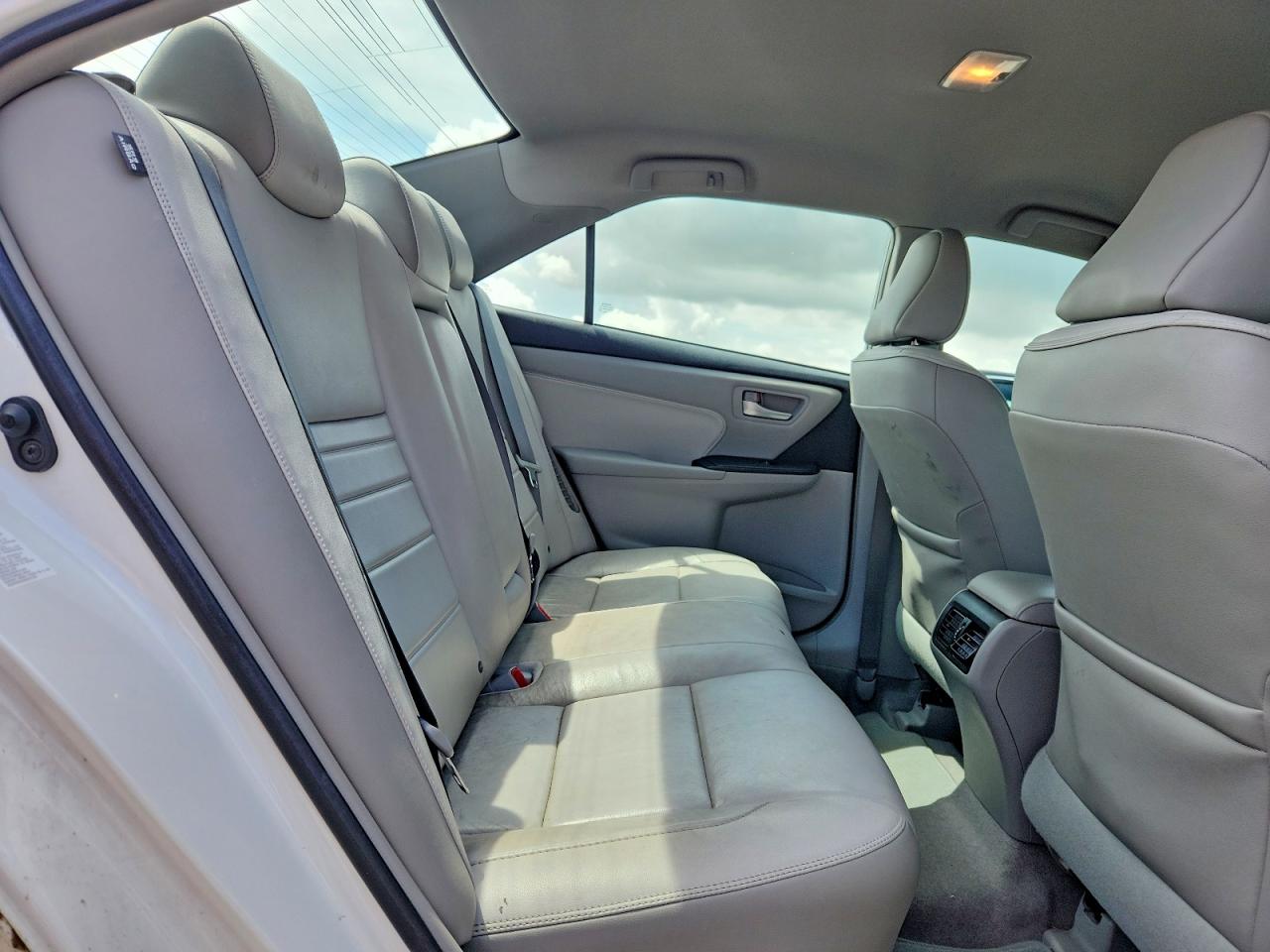 Toyota Camry Xle