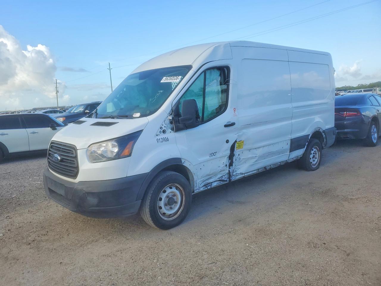 Ford Transit T-150