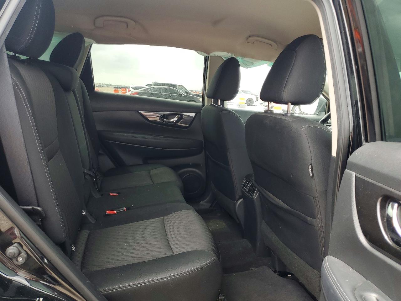 Nissan Rogue Sv