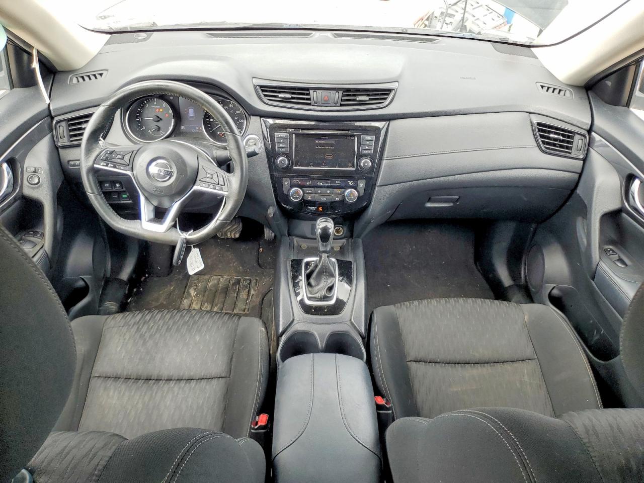 Nissan Rogue Sv