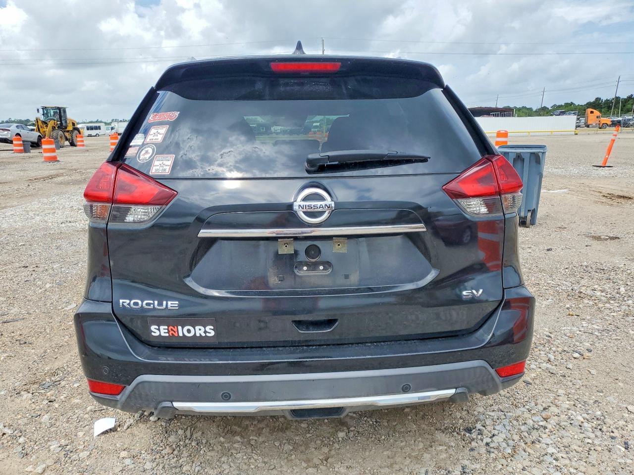 Nissan Rogue Sv