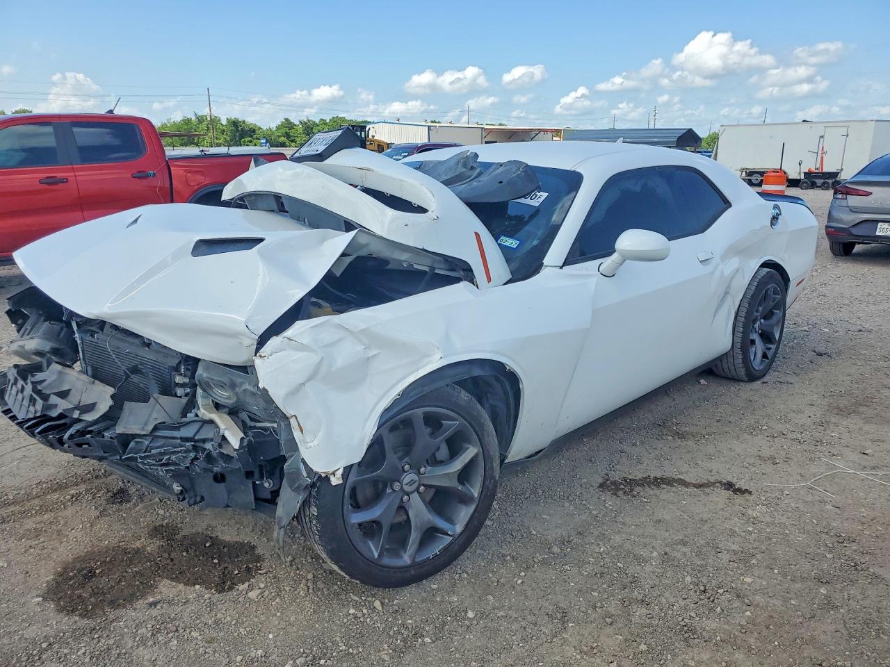 Salvage Dodge Challenger Image