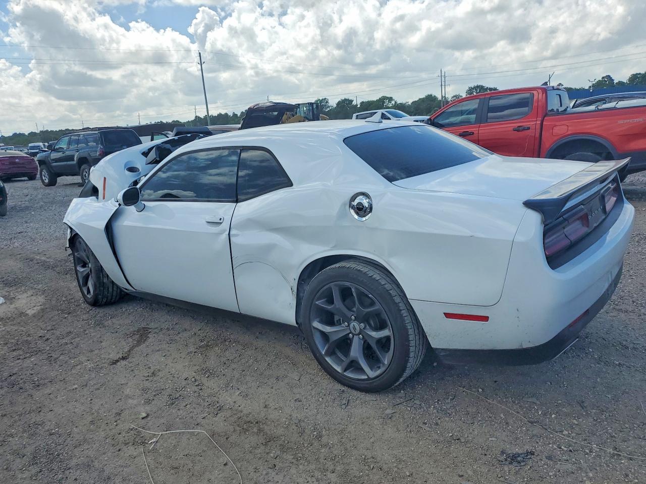 Dodge Challenger Sxt