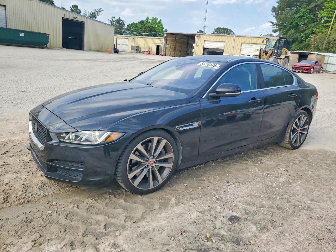 Salvage Jaguar XE Image