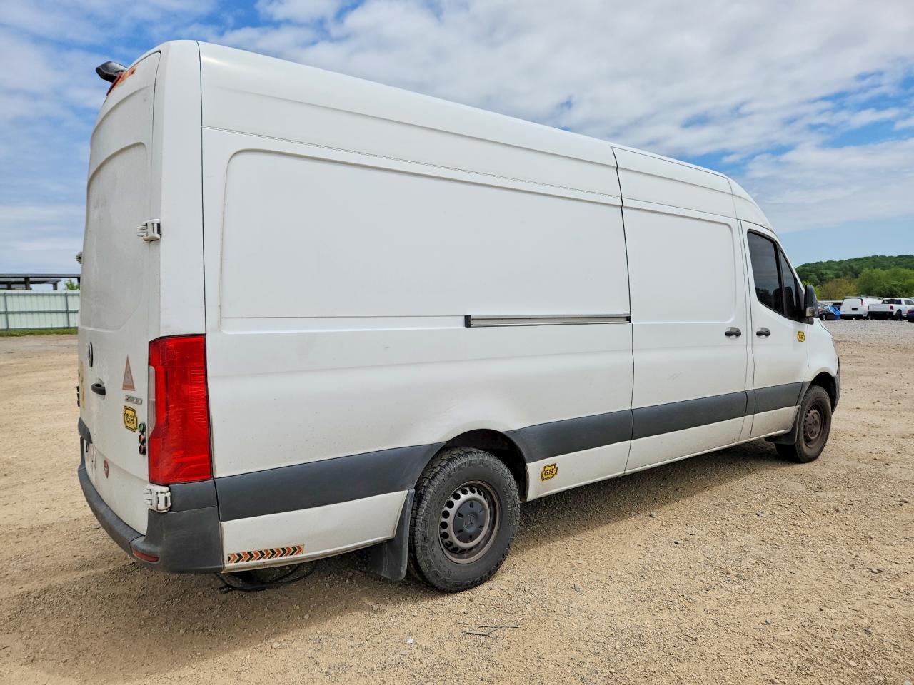 Mercedes-Benz Sprinter 2500