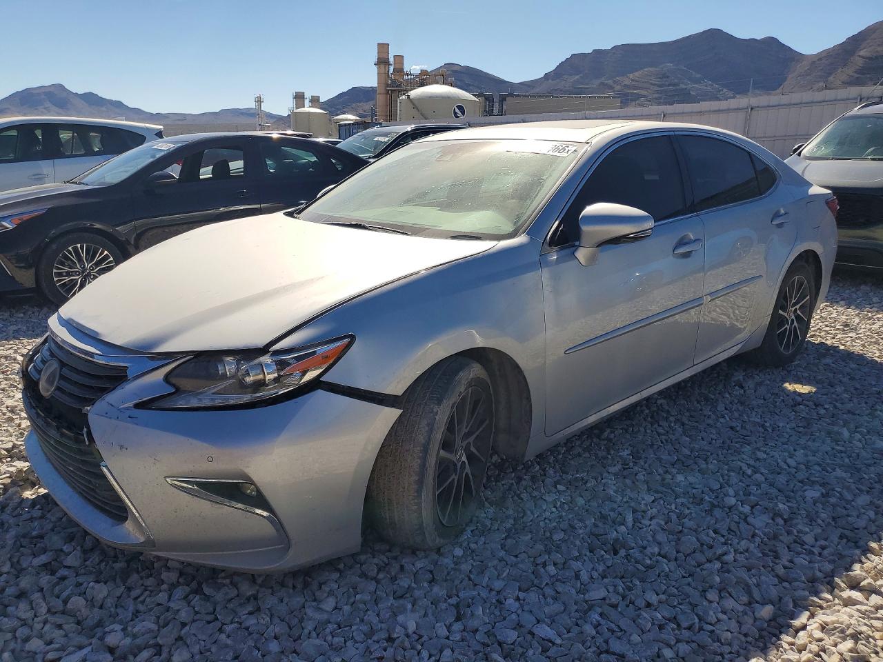 Salvage Lexus Es Image