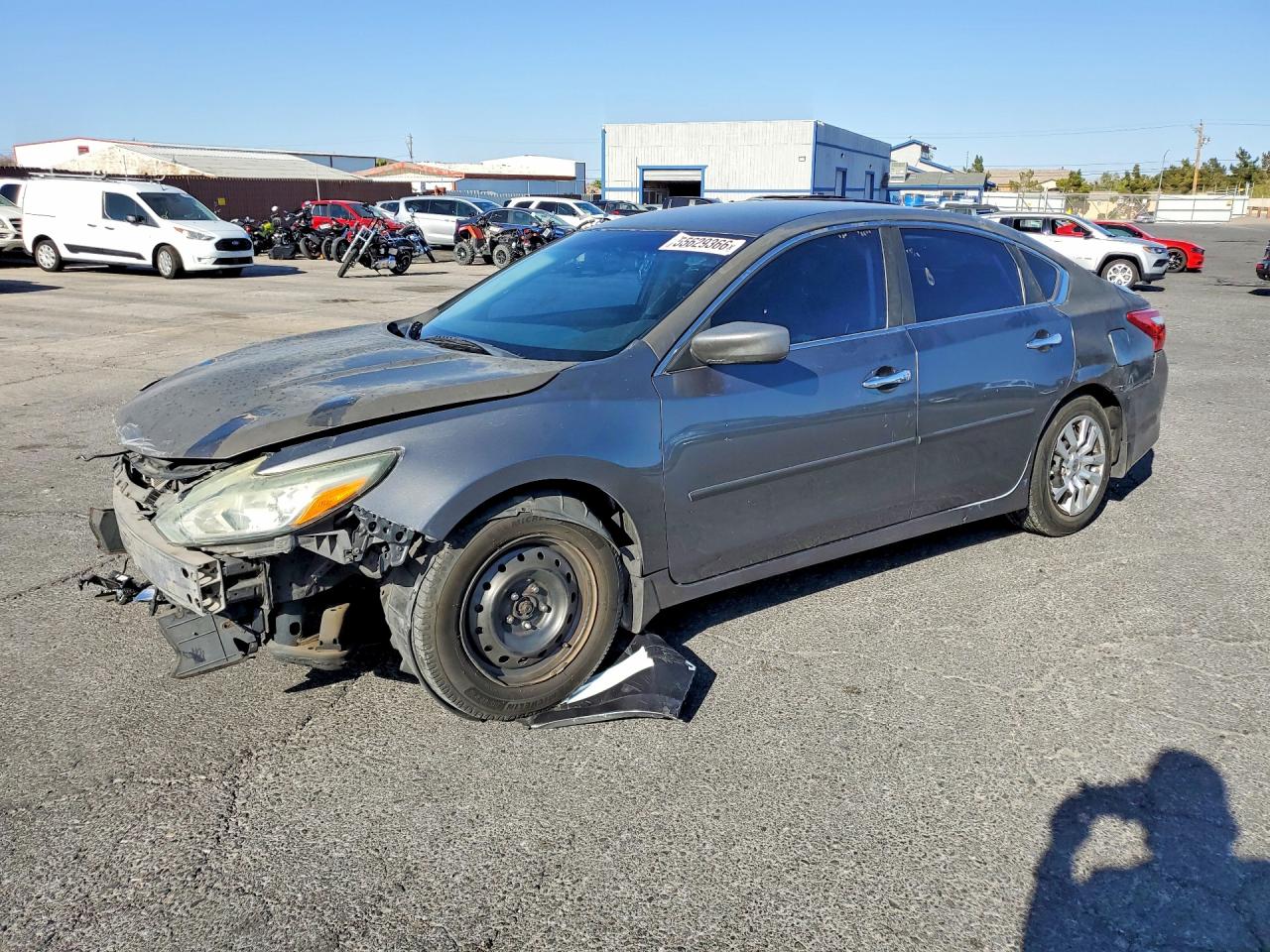 Salvage Nissan Altima Image