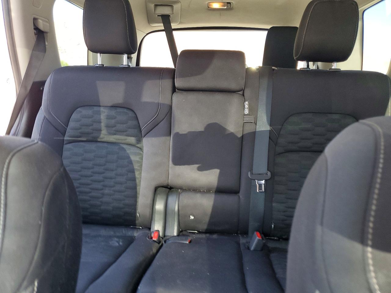 Nissan Pathfinder S