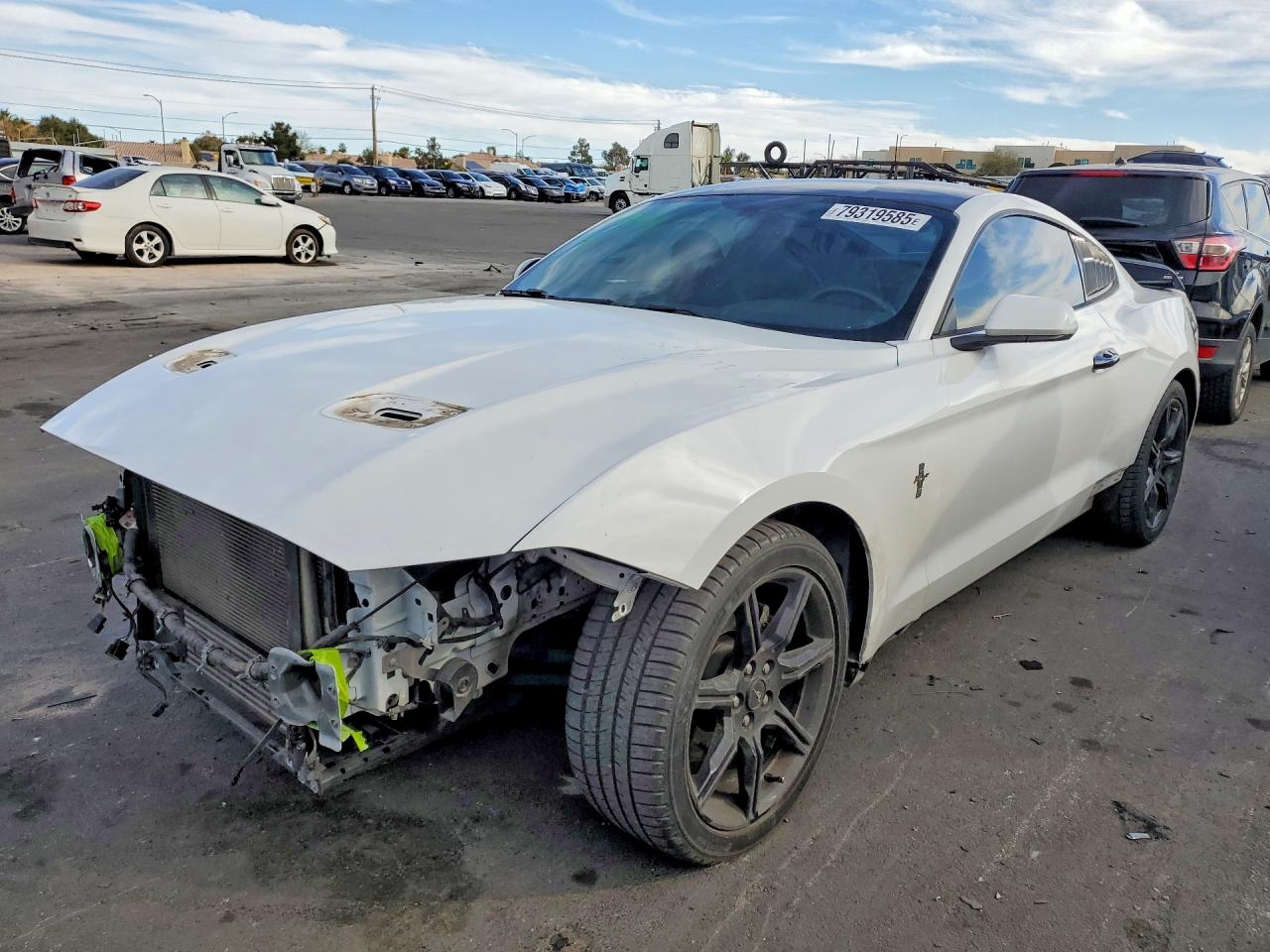 Salvage Ford Mustang Image