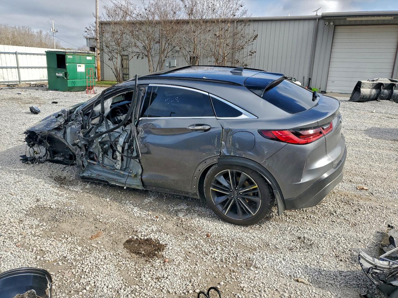 INFINITI Qx Luxe