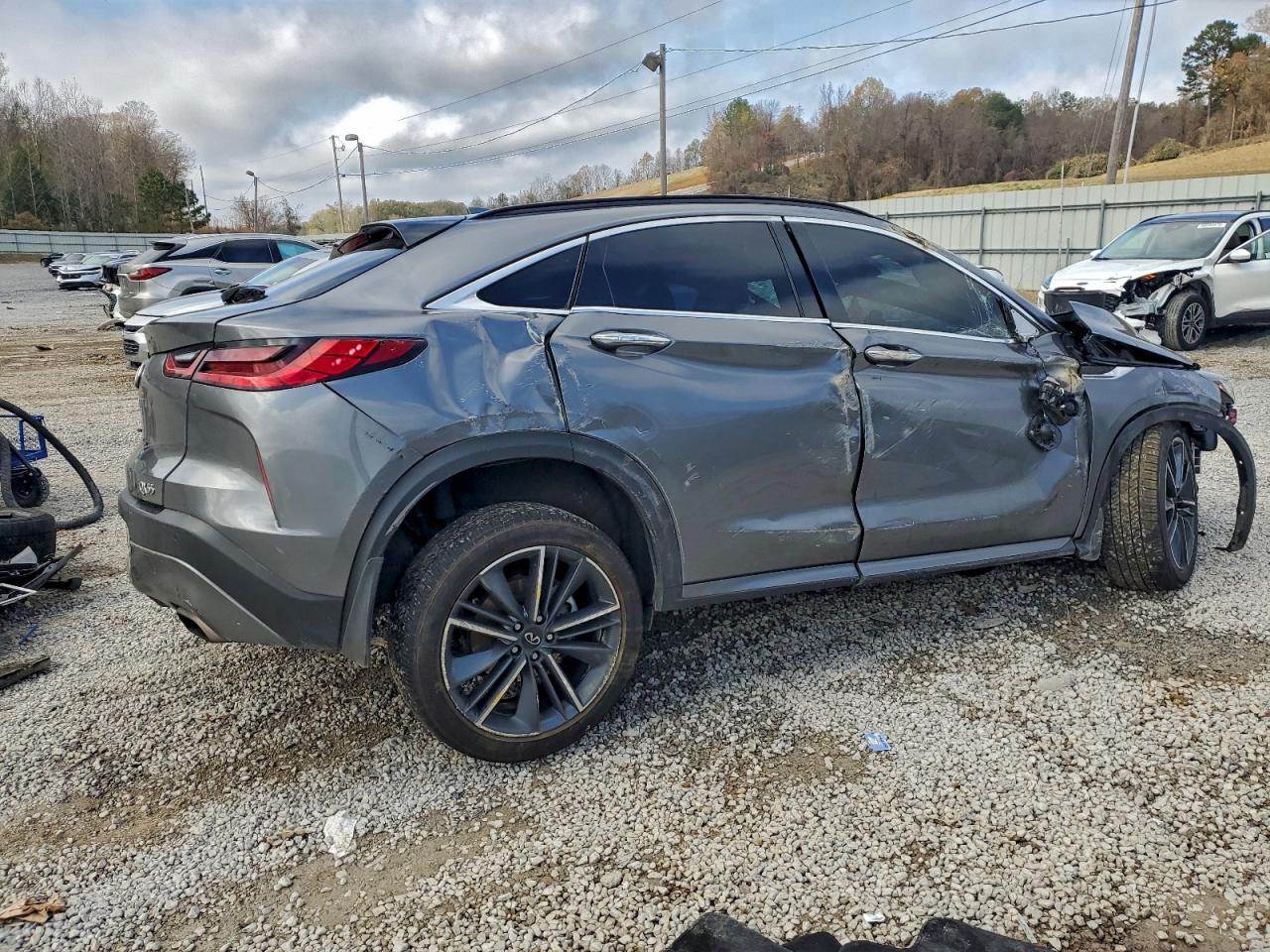 INFINITI Qx Luxe