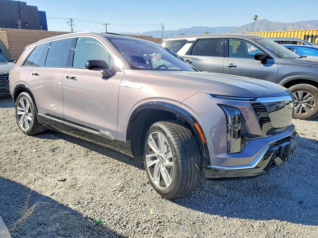 Cadillac Vistiq Lux Luxury