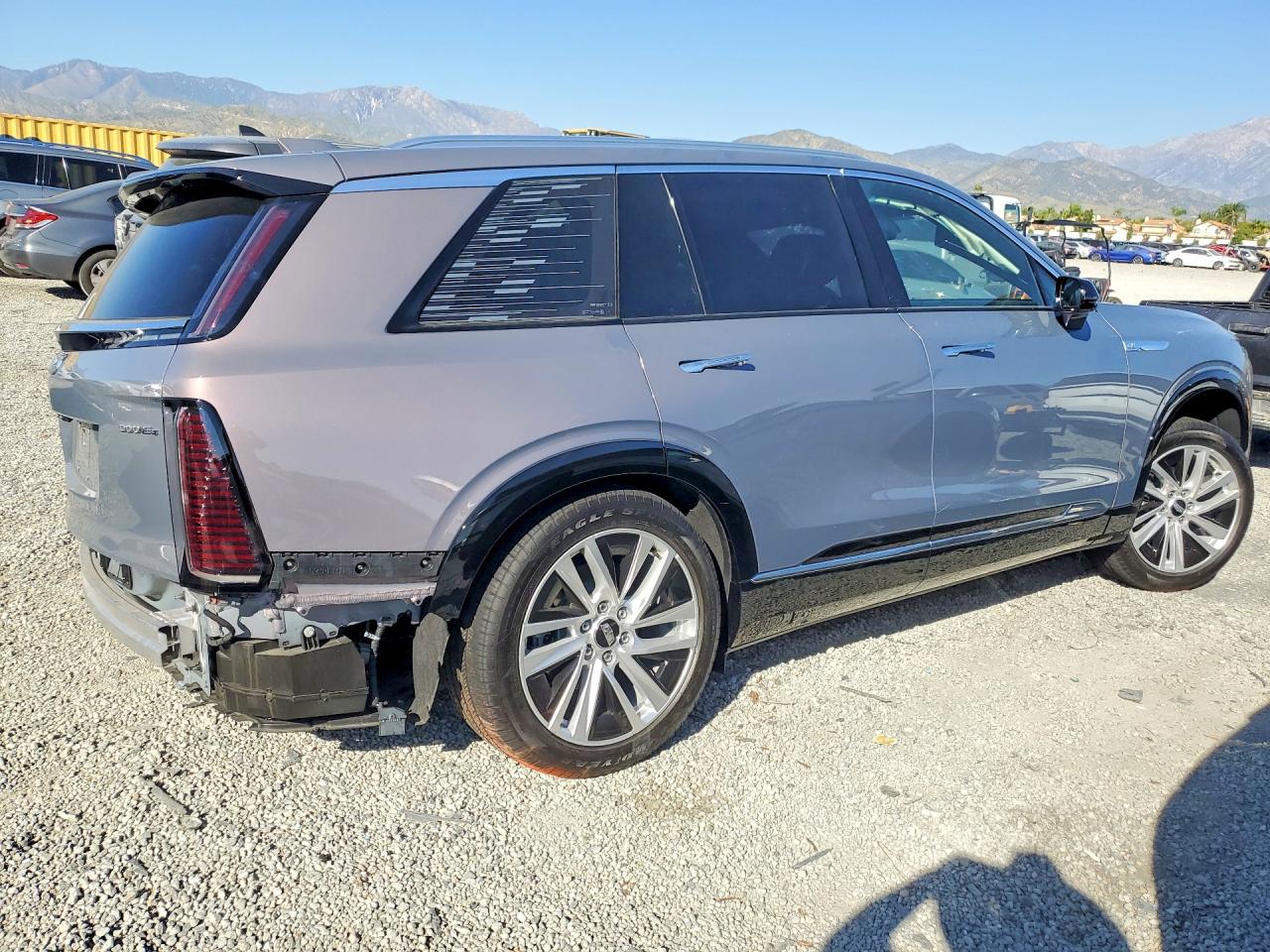 Cadillac Vistiq Lux Luxury