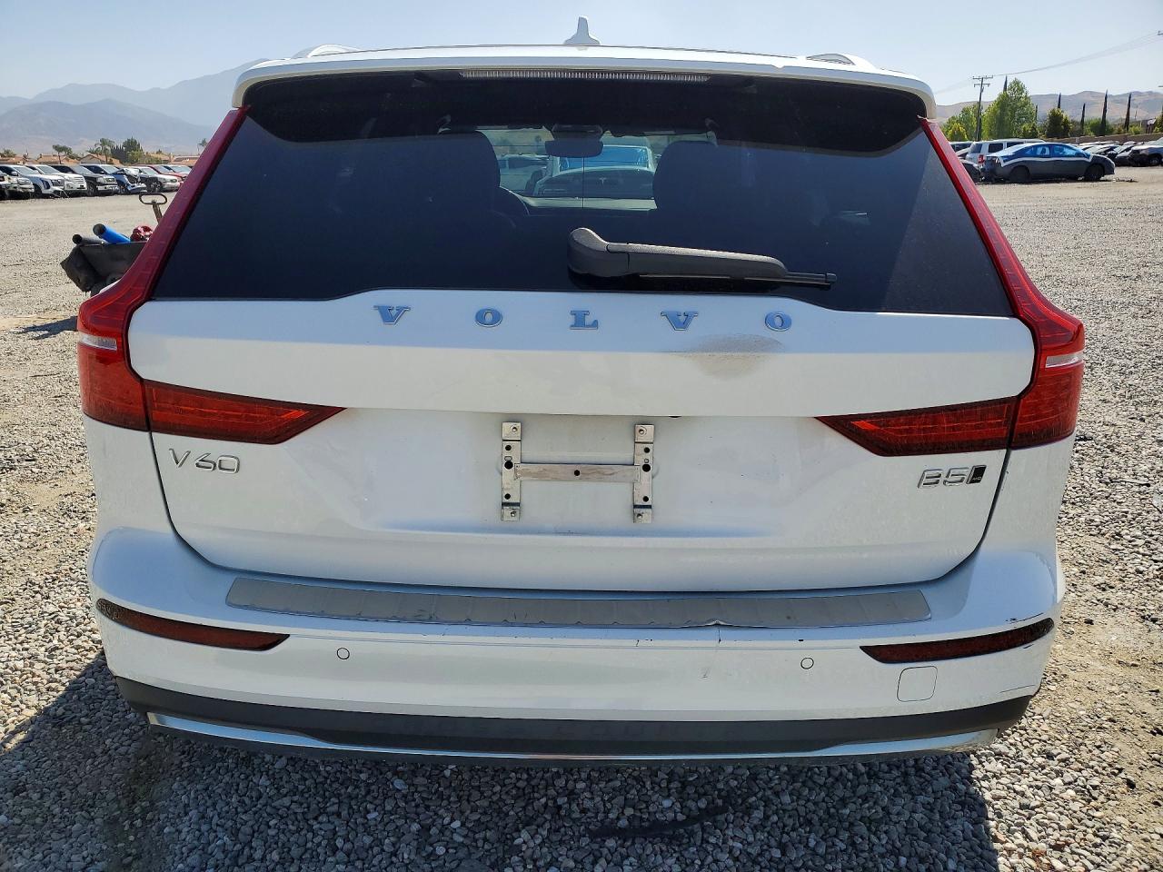 Volvo V60 Plus