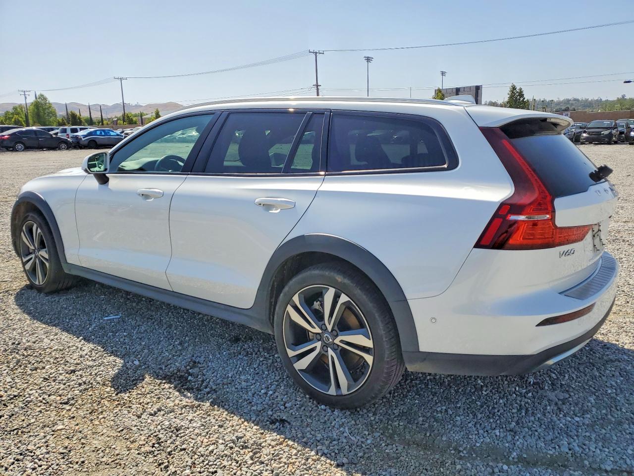 Volvo V60 Plus