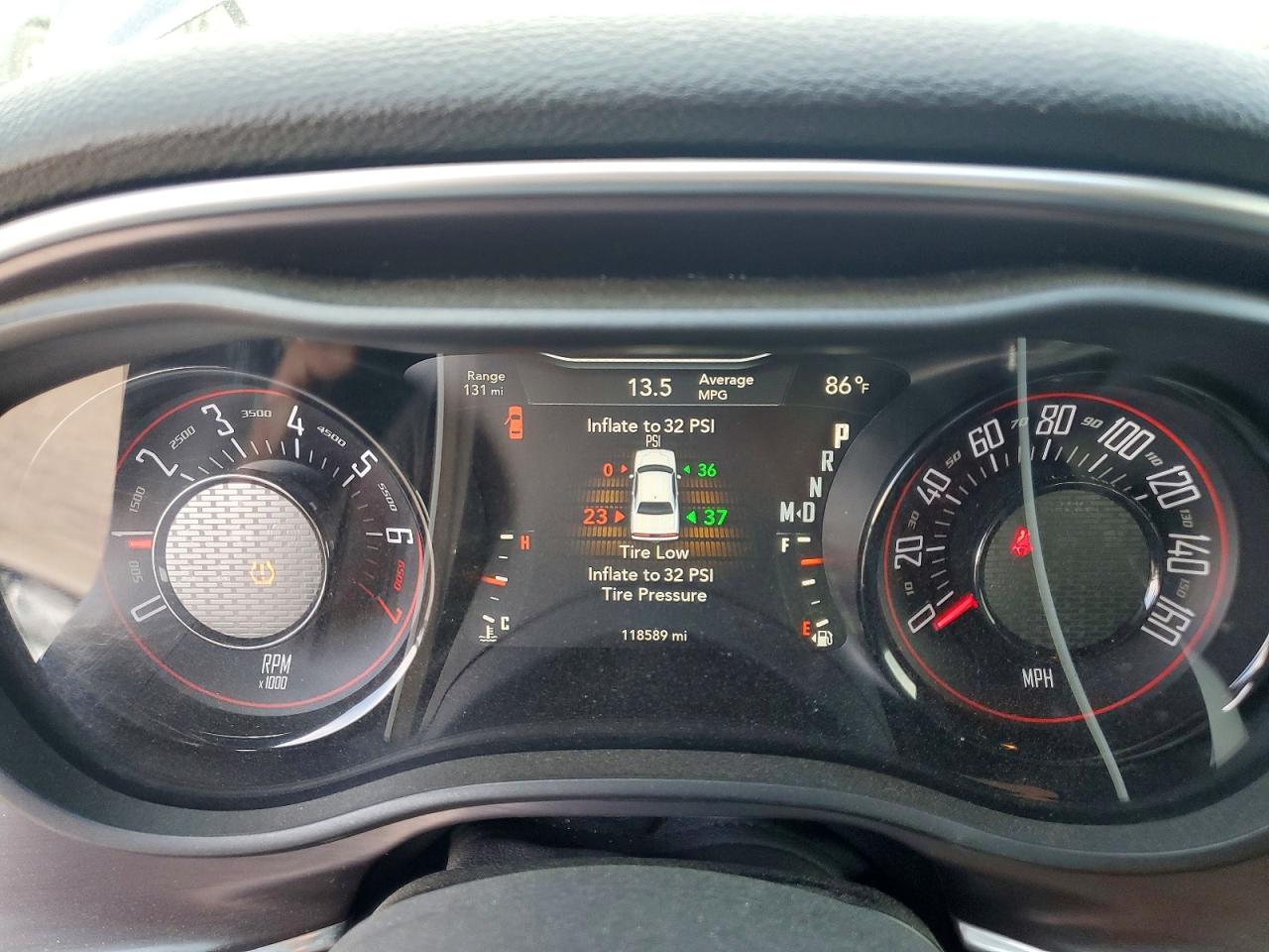 Dodge Challenger Sxt