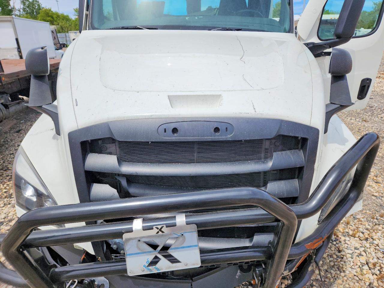 Freightliner Cascadia 126