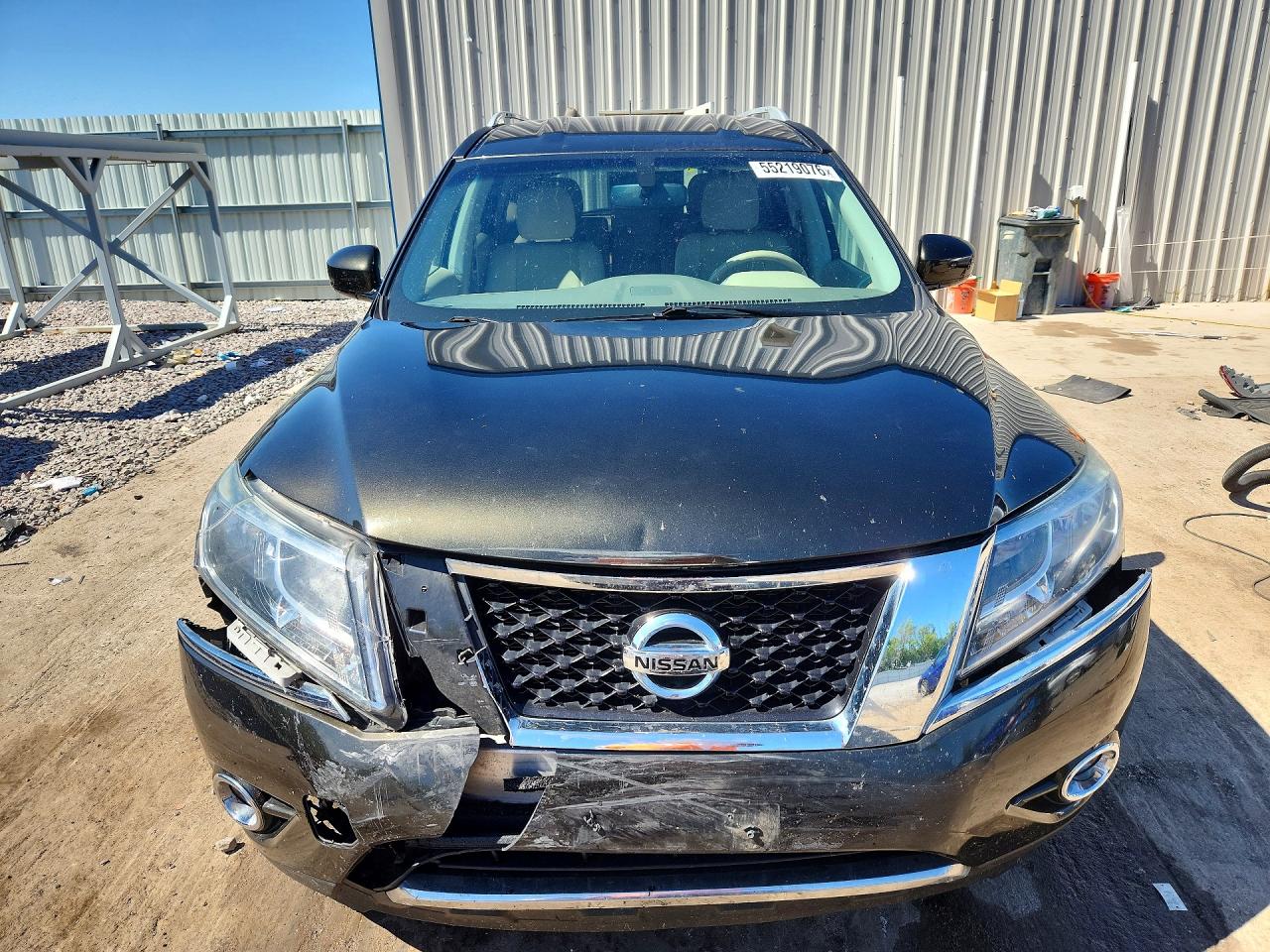 Nissan Pathfinder Sv