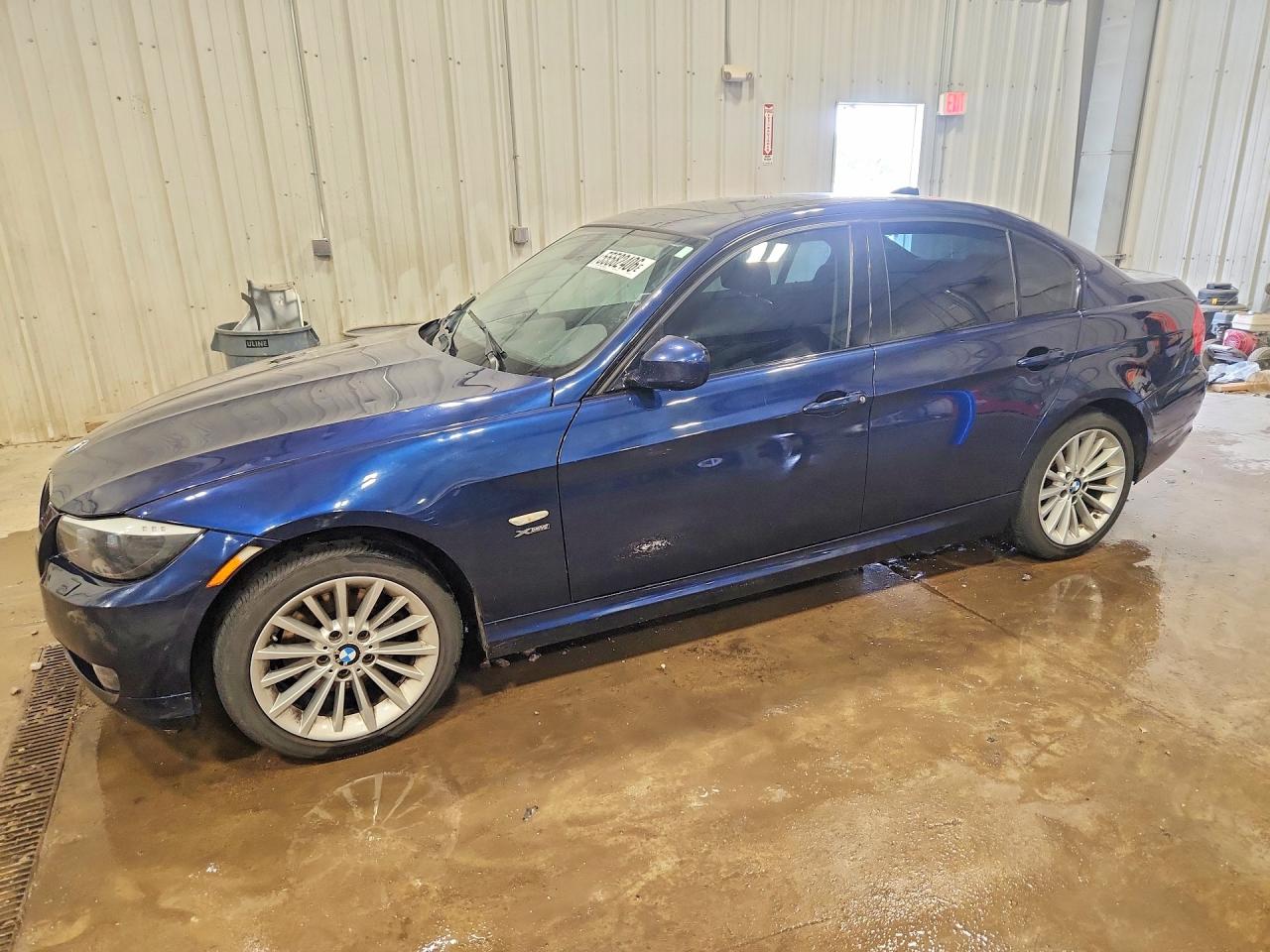 Salvage BMW 3 Series Image