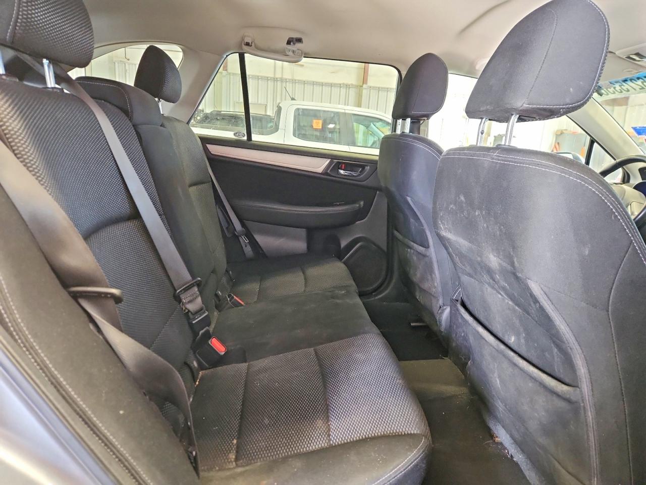 Subaru Outback 2.5i Premium