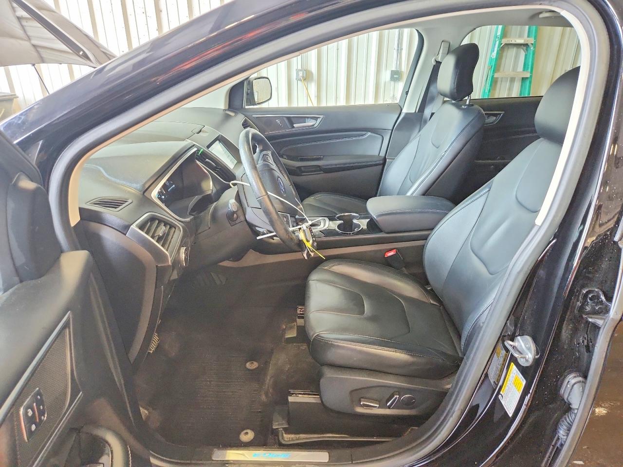 Ford Edge Titanium
