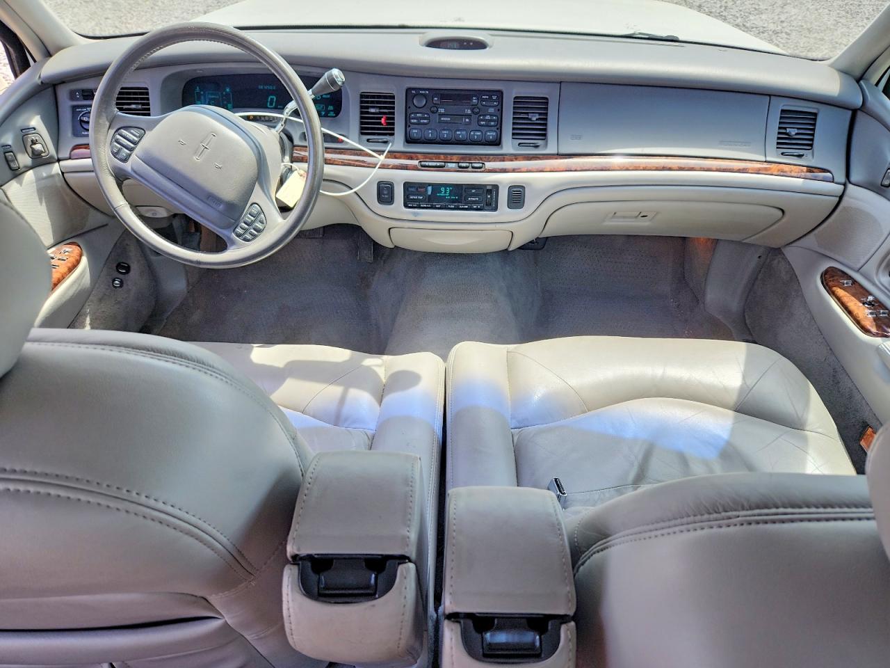 Lincoln Towncar Signature