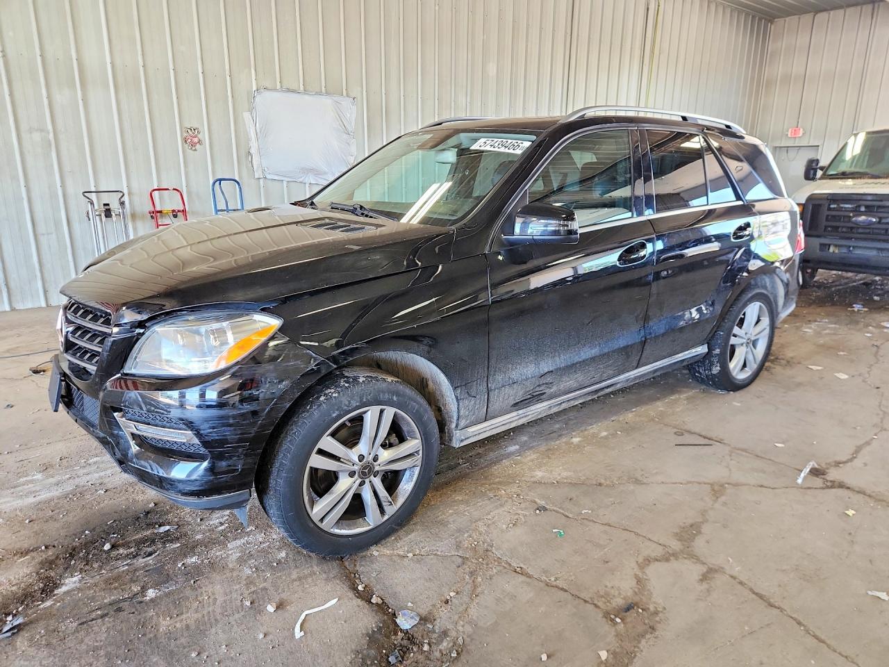 Salvage Mercedes-Benz M-Class Image