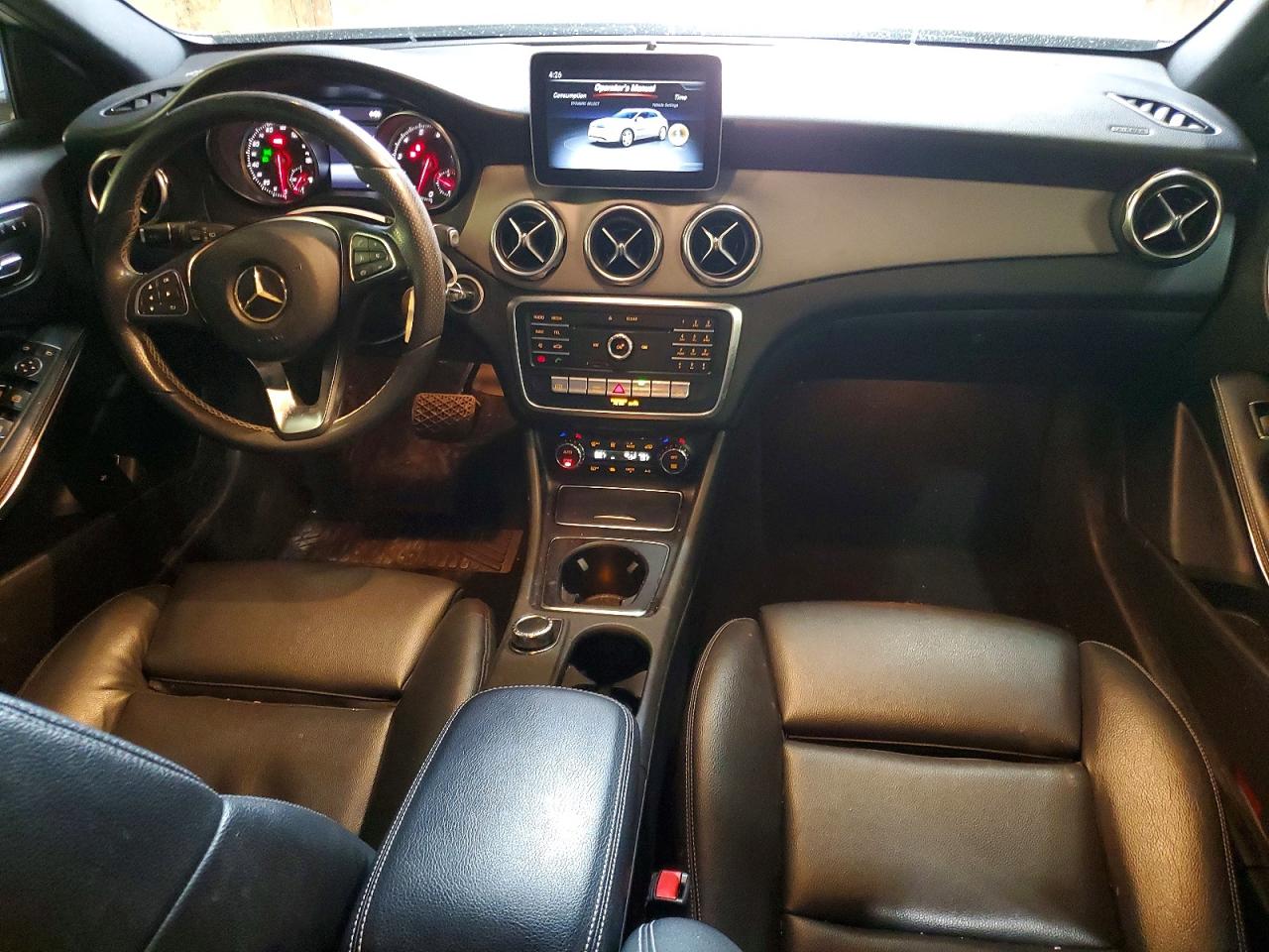 Mercedes-Benz GLA 250 4matic