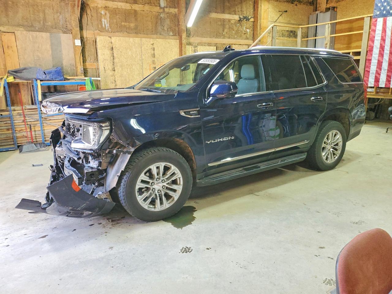 Salvage GMC Yukon Image