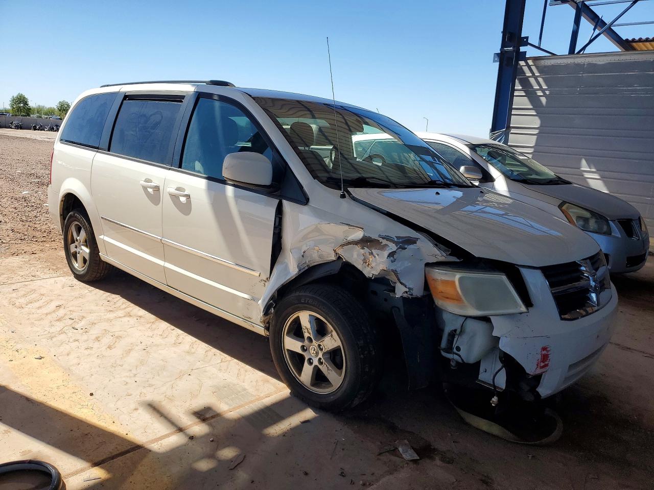 Dodge Caravan Sxt