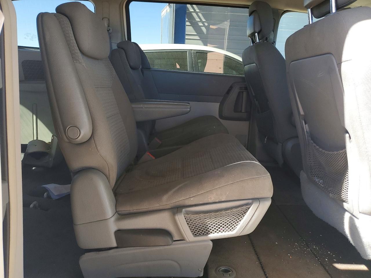Dodge Caravan Sxt