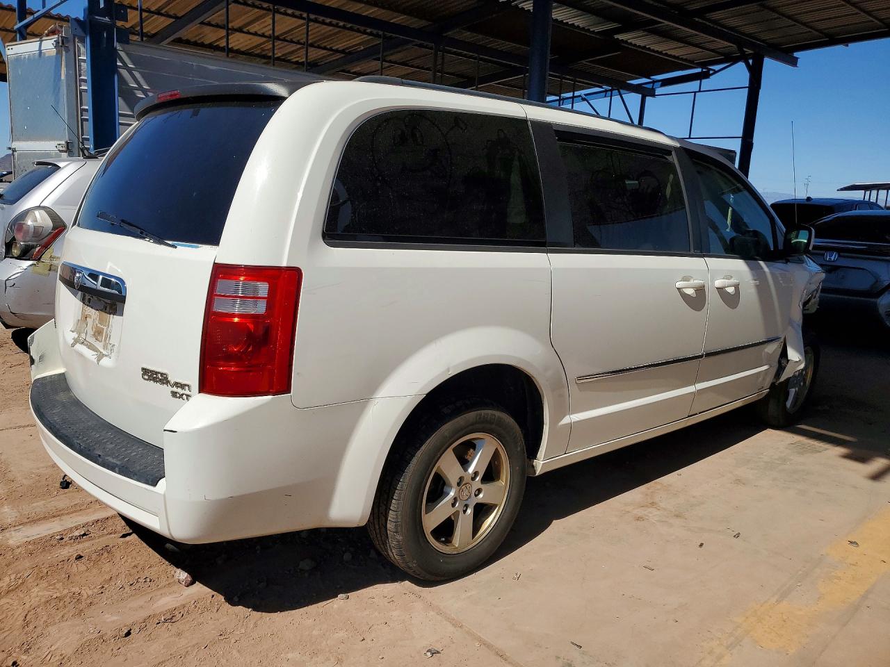 Dodge Caravan Sxt